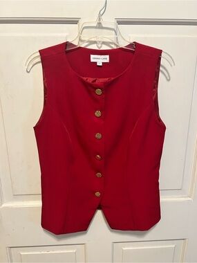 Women's Red Sleeveless Button-Front Vest